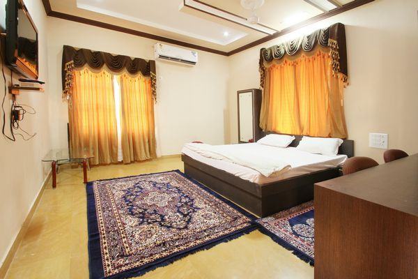 Hotel Pansari Palace